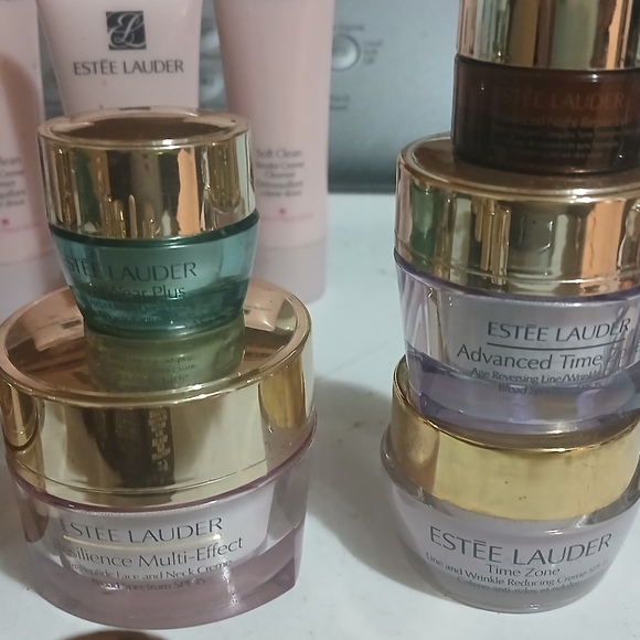 Estee Lauder bundle - Picture 4 of 9